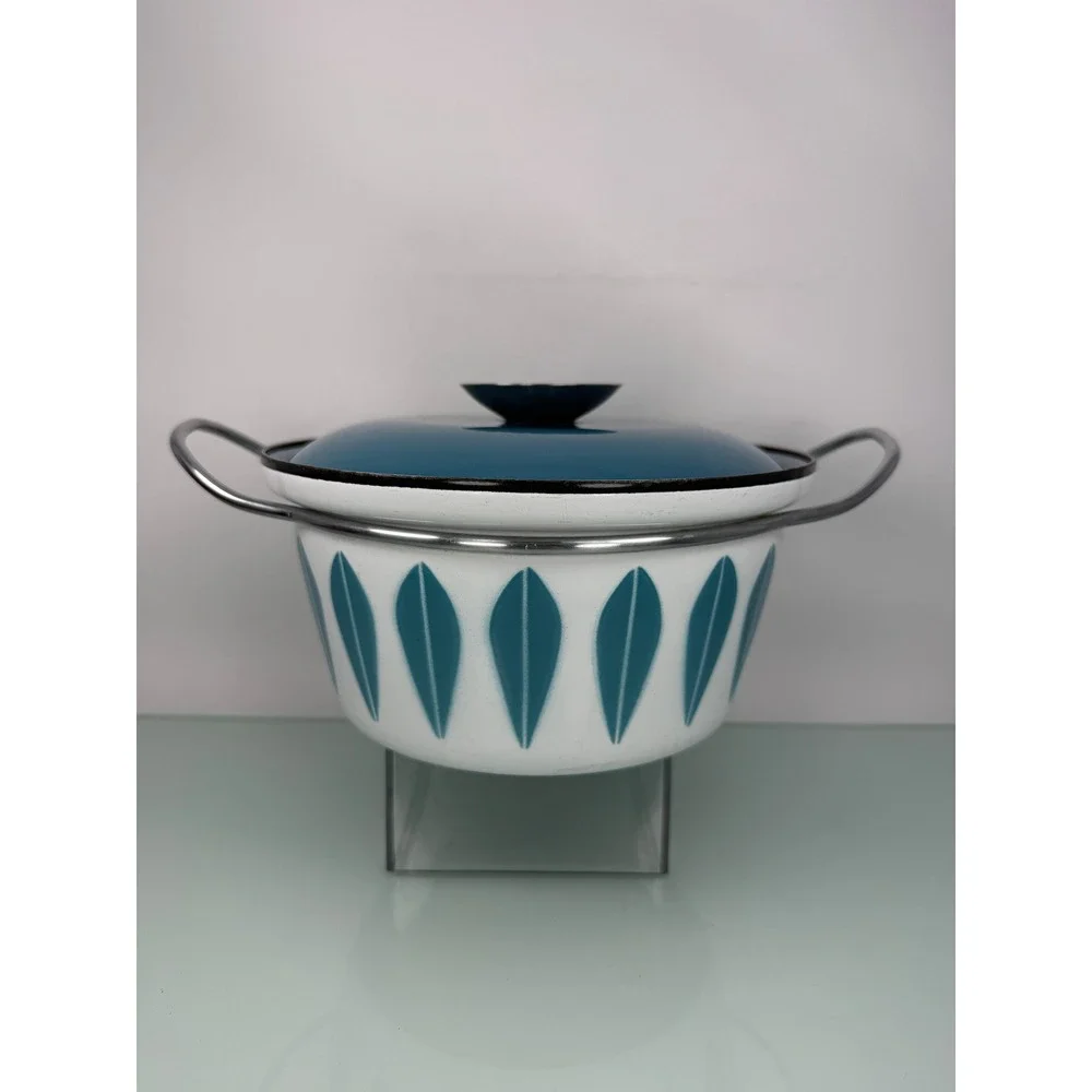 Vintage Cathrineholm Lotus Enamel Dutch Oven 7.5